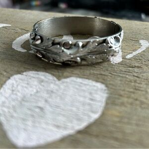 WHITING and Davis stamp 1960 Silver Textured clamper bracelet